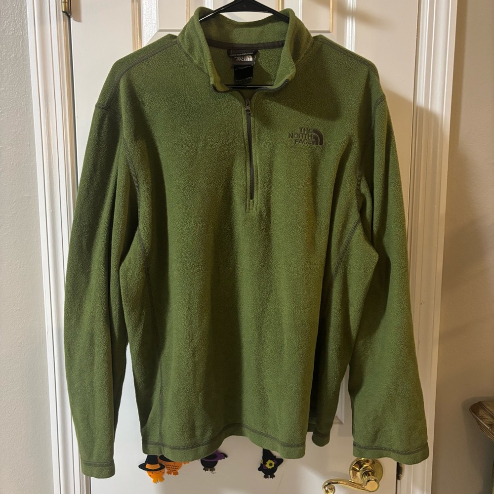 The North Face Half Zip Pull Over Jacket - Size Large